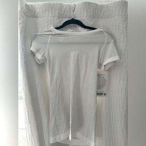 Swiftly Tech Short Sleeve 2.0